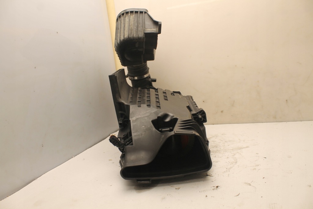 фото №10, Фильтр воздухозаборник воздуха mercedes w203 1.8