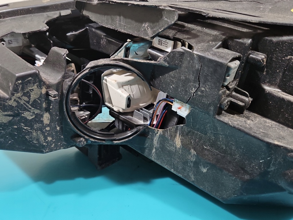 Фара правая  фара перед hyundai i30 3 2016- европа рестайлинг  20-24 Цена