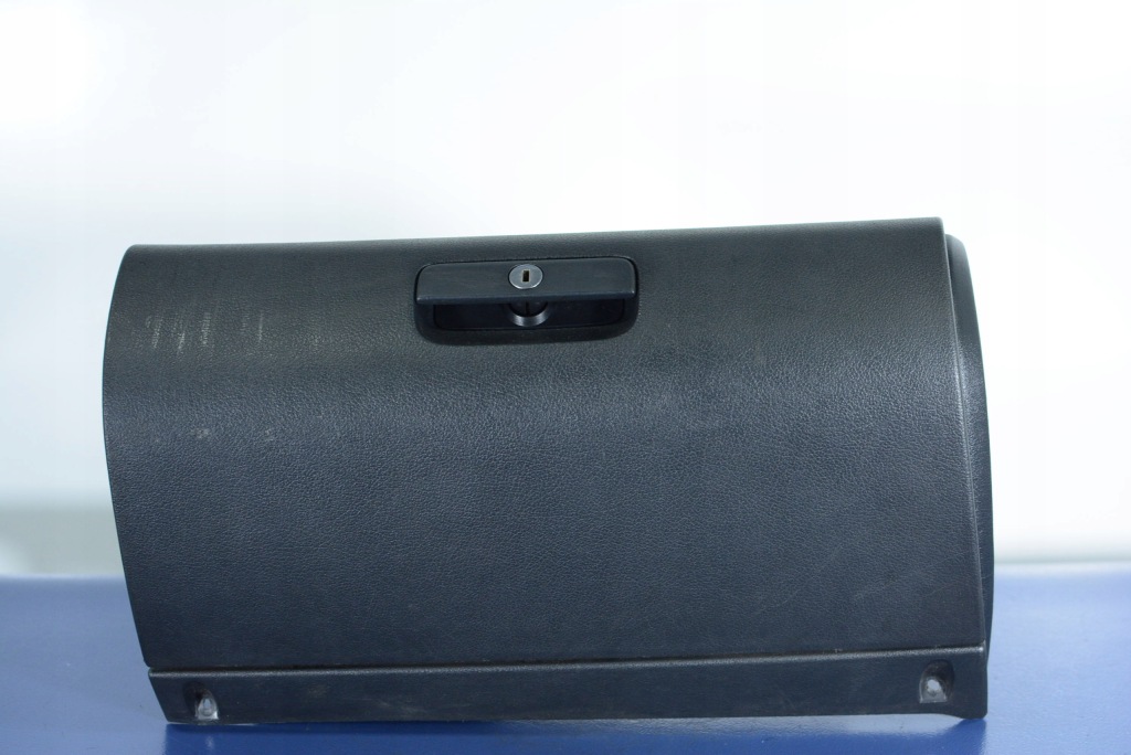 фото №1, Skoda octavia i lift бардачок пасажира