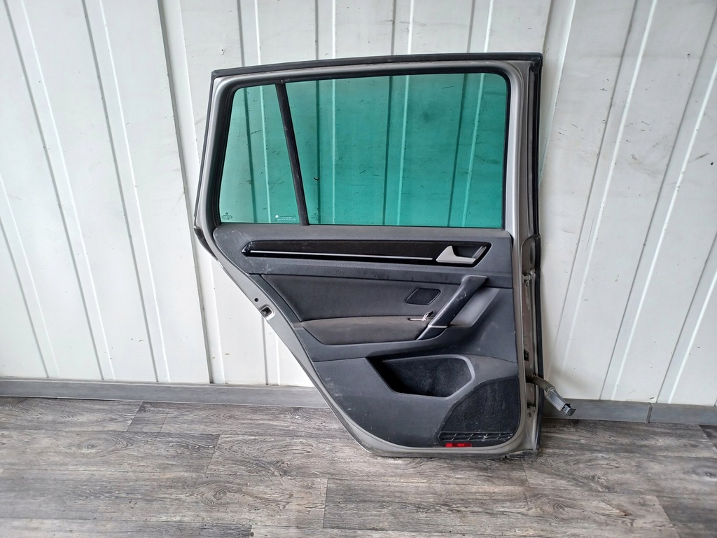 фото №16, Двері ---- volkswagen sportsvan 510 ---- задні ліва ---- poznań ----
