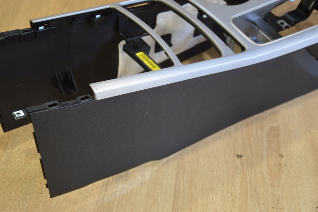 фото №6, Туннель рамка накладка kia stinger