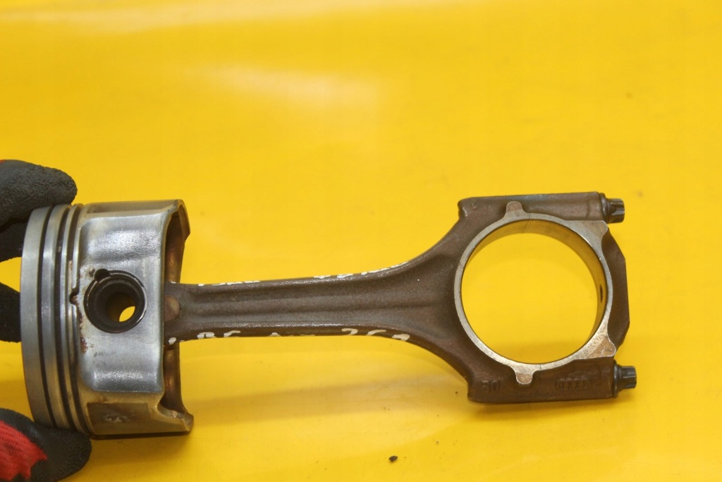 Поршень шатун шатун audi a4 b6 2.0 alt 82l82 06ba Киев