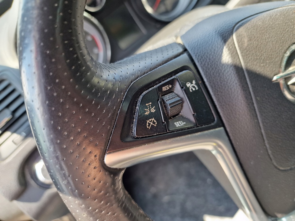 фото №6, Повітропровід радар opel insignia a