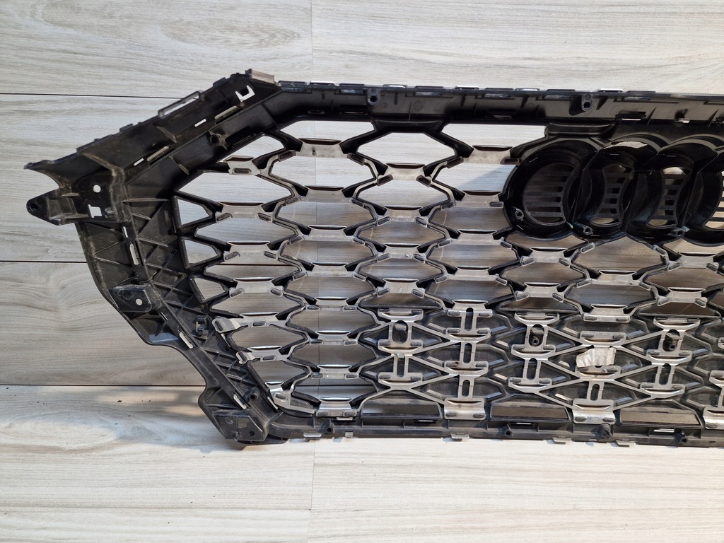 фото №9, Решітка радіатора решітка радіатора бампера audi q3 83a 83f s-line