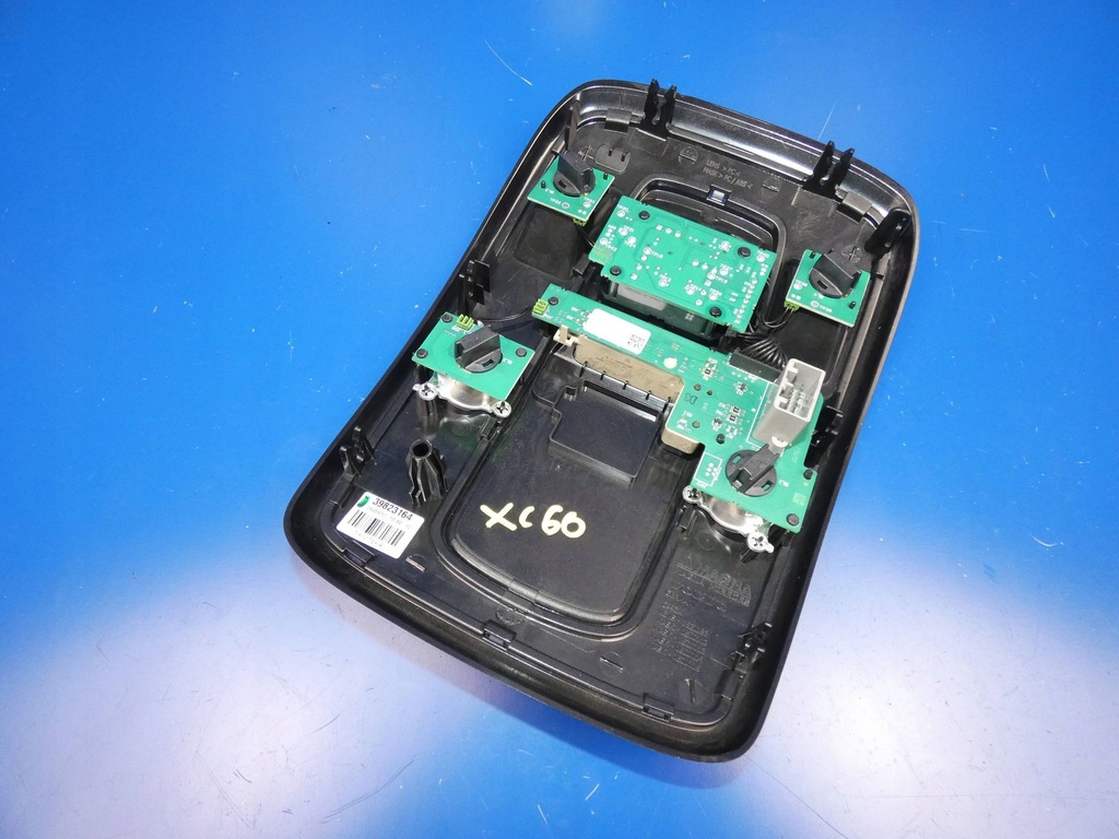 фото №2, Volvo xc60 i лампа внутренняя кабины перед rdesign