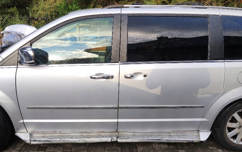 фото №1, Дверь левый задняя chrysler voyager v 08 - 12 rok