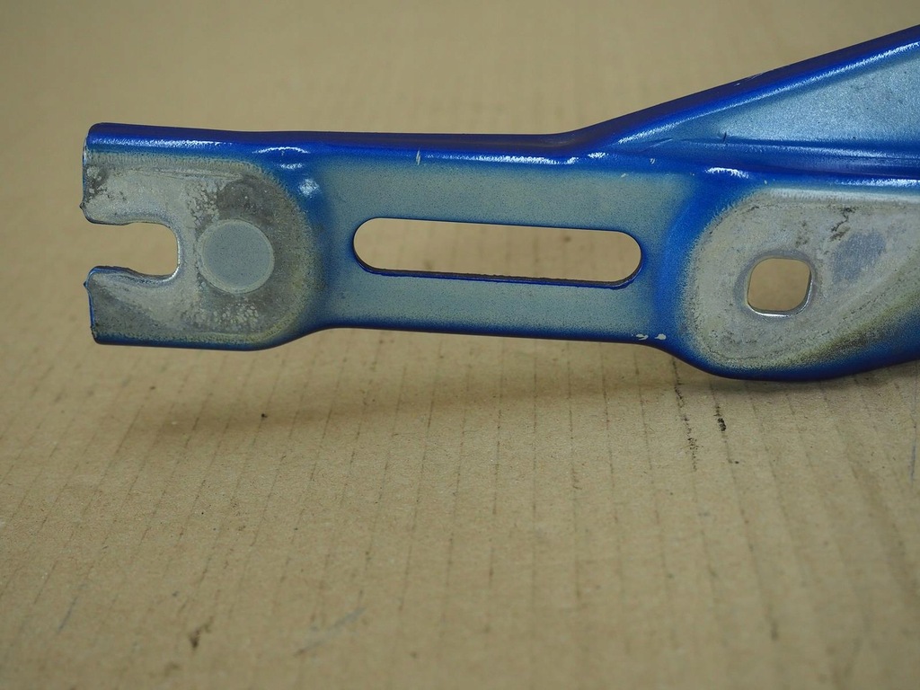 фото №12, Skoda scala петля капот правый перед 654823302