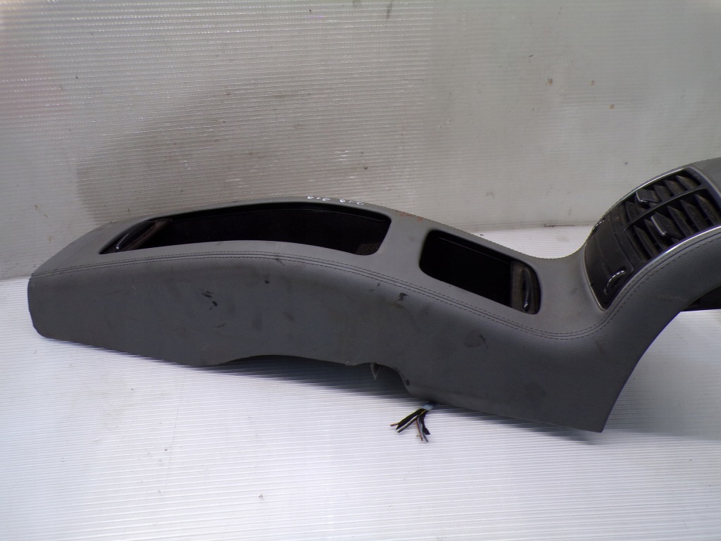 фото №3, Підлокітник задня mercedes w219 cls