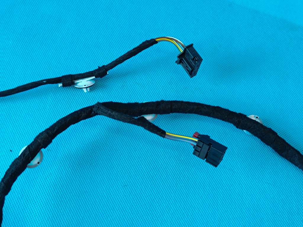 фото №10, Audi q3 f3 sportback 1.4 tsi 110kw 2024r джгут двері правий задня 83a971688h