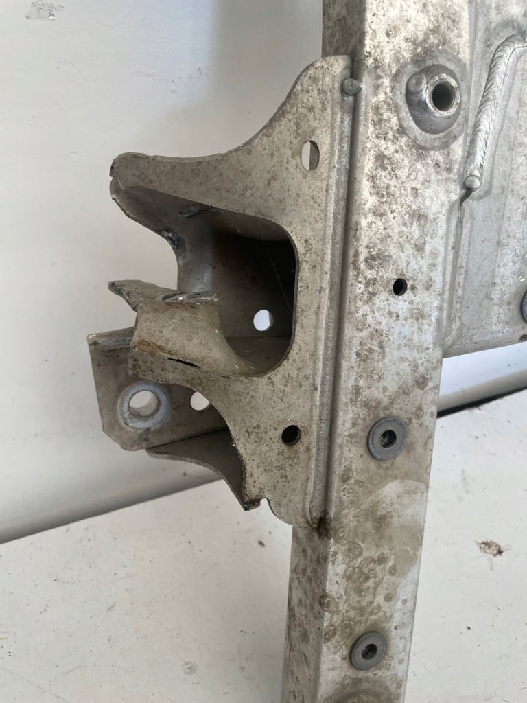 фото №5, Подрамник подрамник bmw i3 i20 подрамник