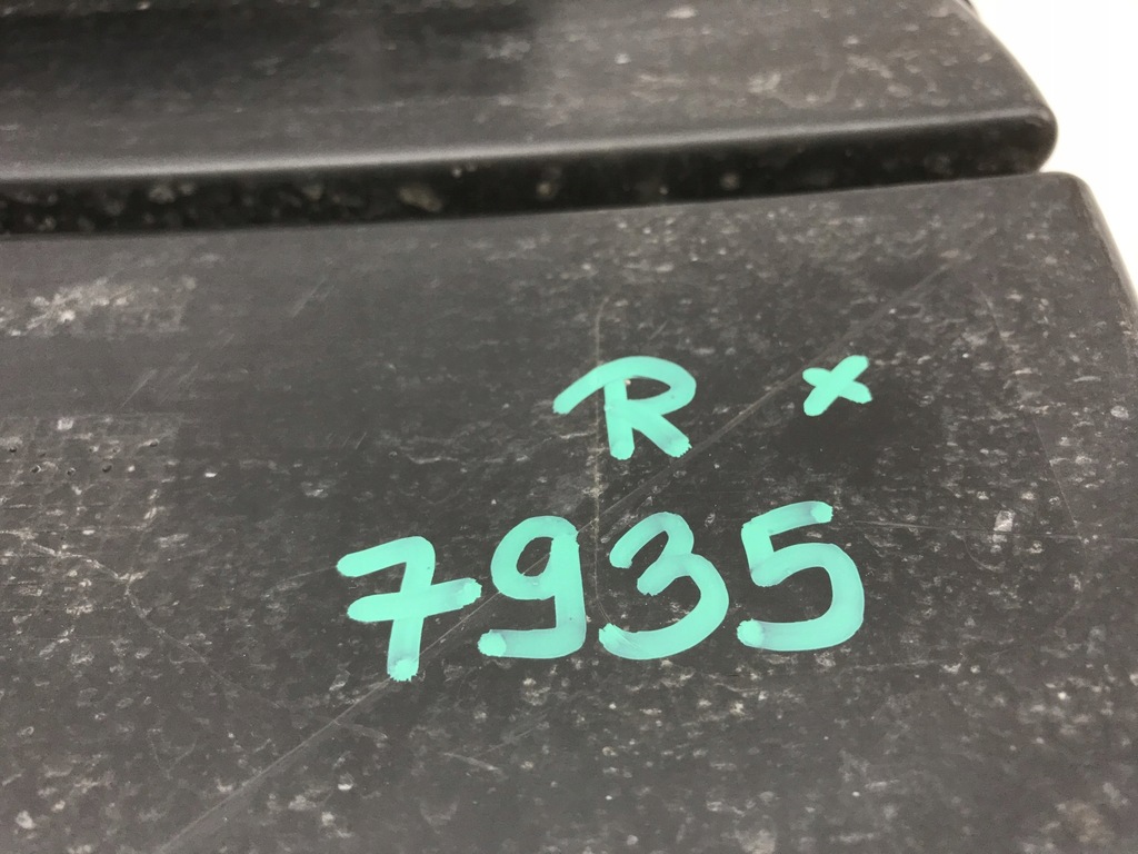 фото №9, Porsche macan решётка защита правая 95b121334d