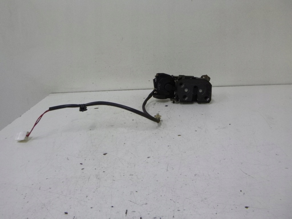 фото №1, Замок дверь задняя левый mazda premacy 2002