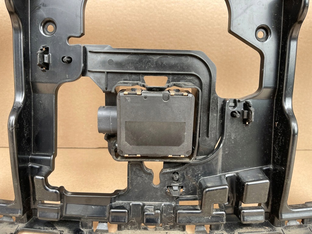 фото №5, Mercedes eqa радар + решётка радиатора усилитель каркас