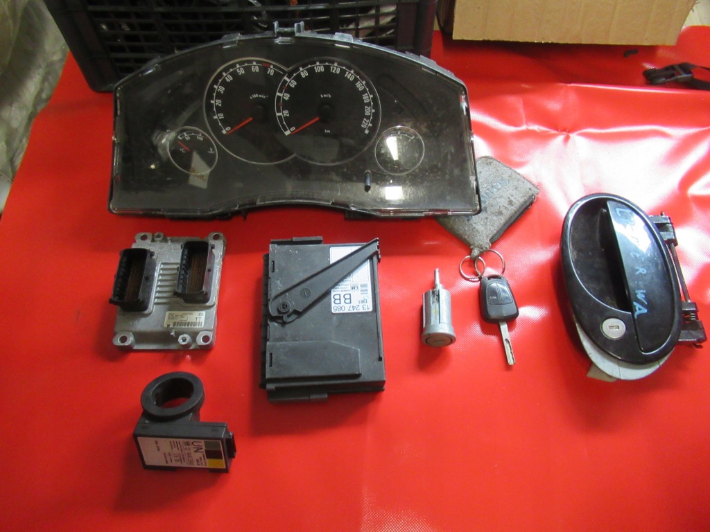 фото №1, Opel meriva a бортовий комп'ютер блок керування 55353613