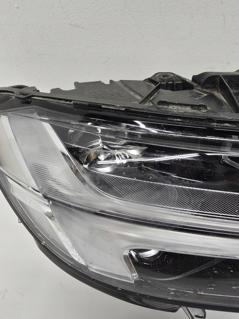 фото №2, Volvo v90 s90 фара лампа full led права перед передня mid led