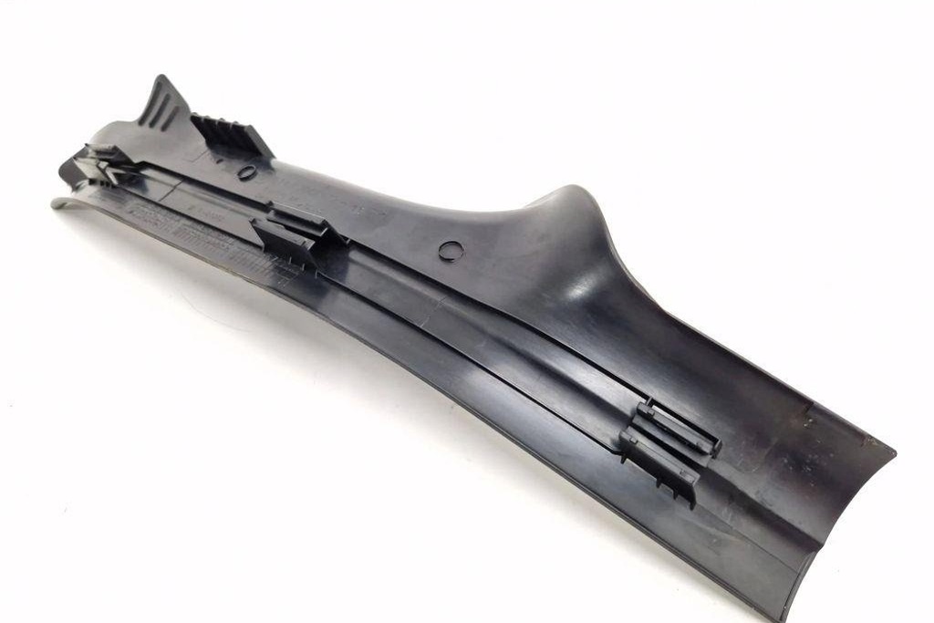 фото №7, Задняя левая молдинг декоративная порог bmw 1 e81 7066977 2.0l дизель 2008