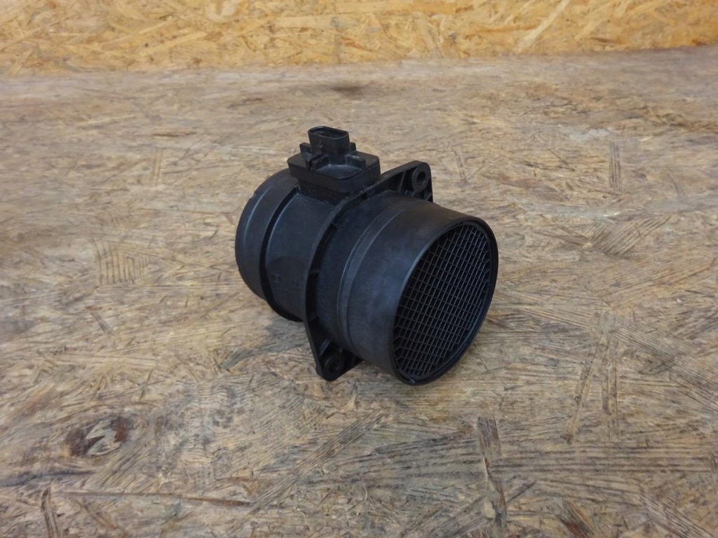 Audi a3 8p a4 b8 8k golf vi 2.0 tdi витратомір 03l906461a 0281002956 в Україні