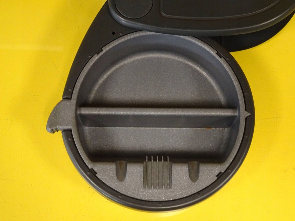 фото №5, Попільничка smart fortwo i 0004221v003 nr22
