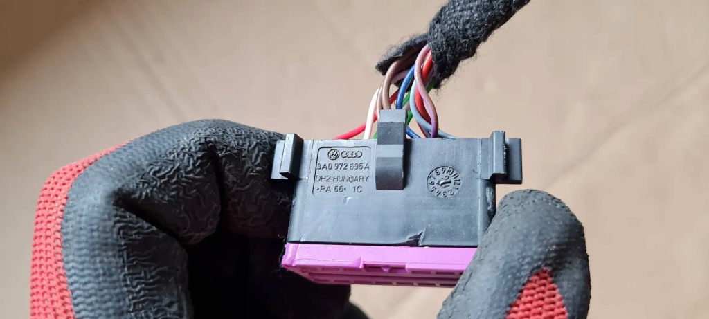 фото №9, Q7 4m ii штекер разъём obd 3a0972695a a6 s6 c7 a4 b8 a5 q5 audi vw