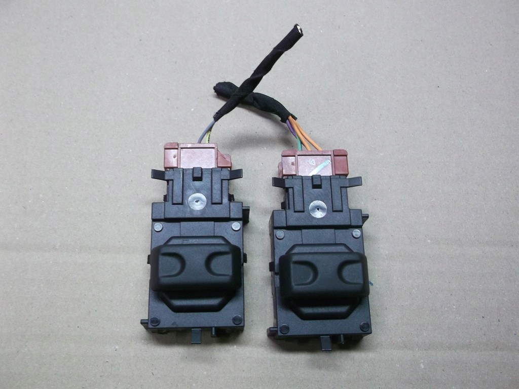 фото №1, Citroen c5 iii x7 кнопка переключатель сиденье