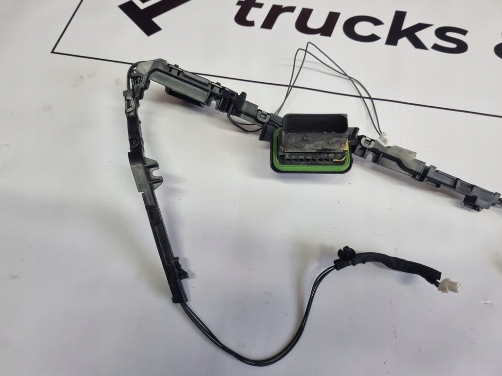 фото №8, Жгут лампы фара правая volvo fh 5