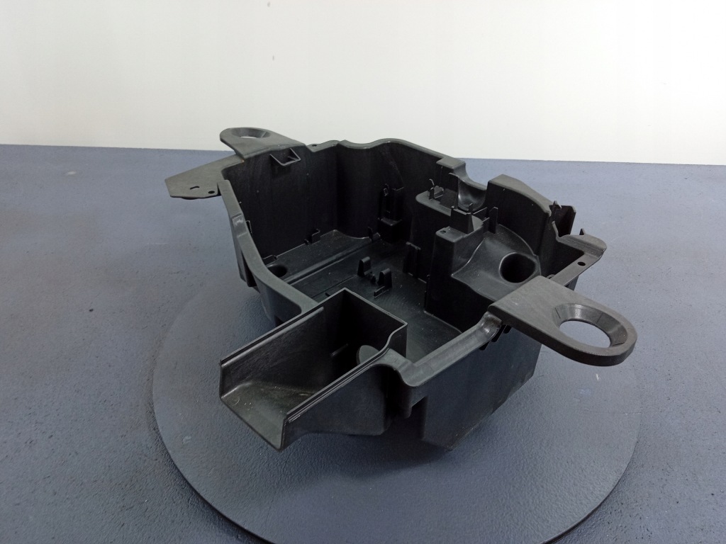 Gls gle w167 корпус предохранителей a1675406340 Оригинал