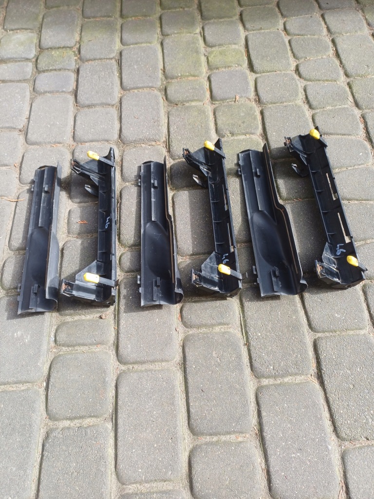 Кронштейн розподільник тросів гальмо електричний стояночний scenic 2 короткий Недорого