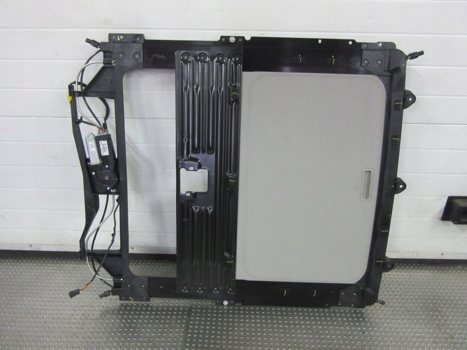 Opel antara 2007 люк Оригинал