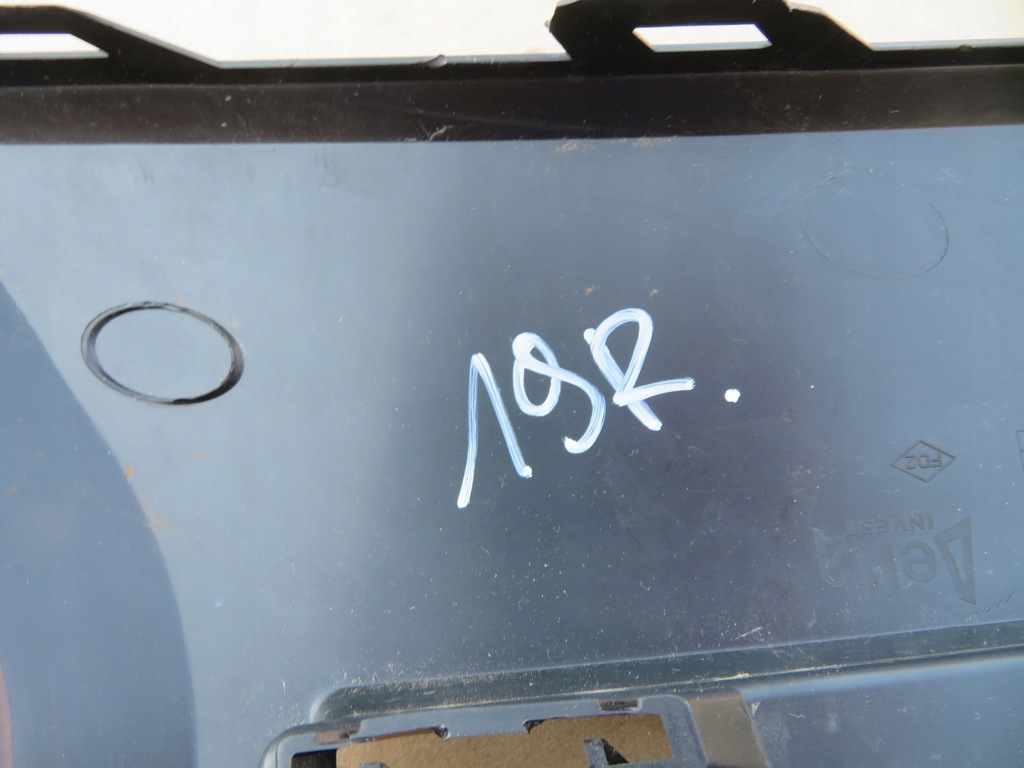 фото №14, Sandero iii 20- stepway левая решётка бампера перед