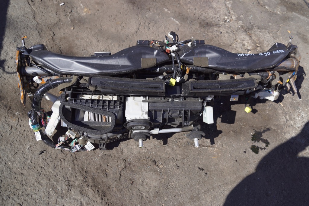 фото №2, Infiniti q50 консоль отопитель каркас труба