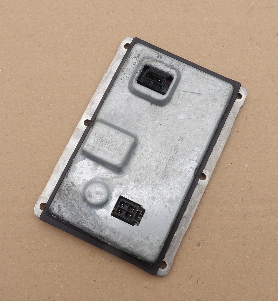 фото №1, Citroen peugeot преобразователь 4 pin 89035114