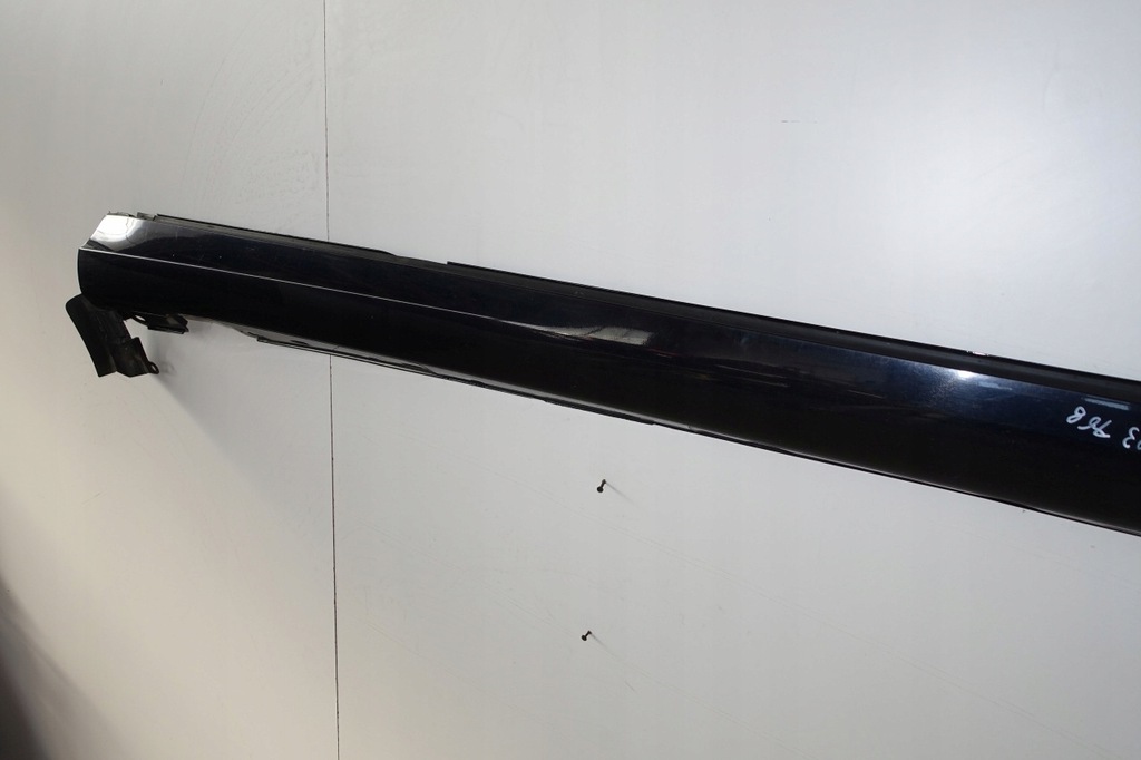 фото №5, Mercedes w203 lift накладки пороговые пороги 768 молдинг avantgarde правая