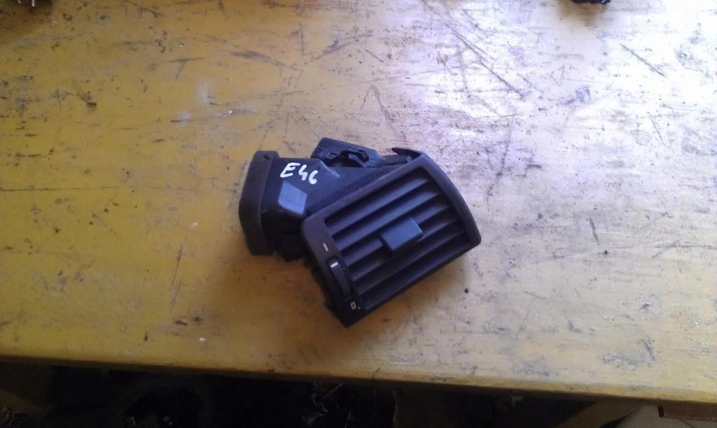 фото №1, Bmw 3 e46 - решётка обдув правая