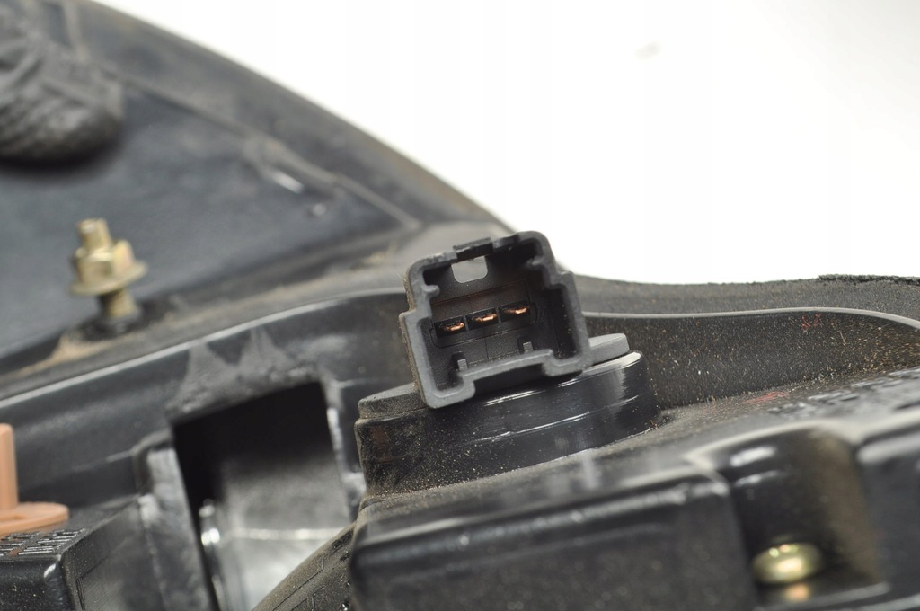 фото №11, Nissan maxima лампа левая задняя левый задняя