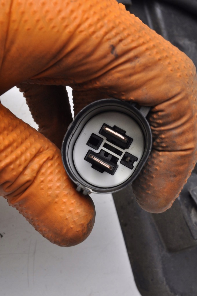 Ford focus c-max 1.6 вентилятор радиатора 3m5h-8c607-ub с Разборки