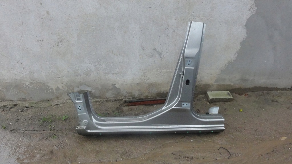 фото №1, Peugeot 3008 09-16r порог левый evgc