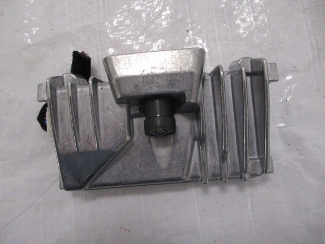 фото №1, Hyundai kona камера асистент поперечина 99211-cm000