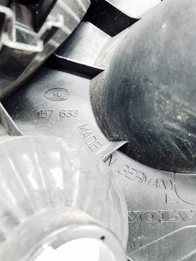 фото №13, Ліва лампа задня volvo xc90 03-06 оригінальний номер 30612811