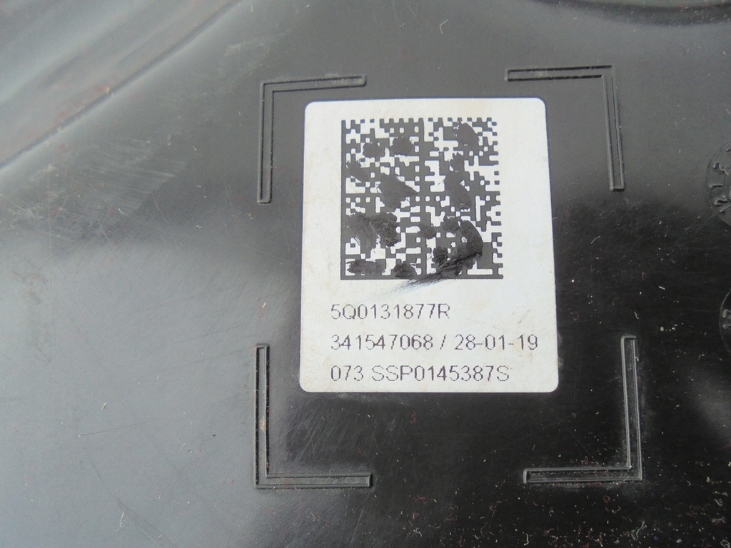 фото №11, Vw t-roc бак adblue 5q0131877r