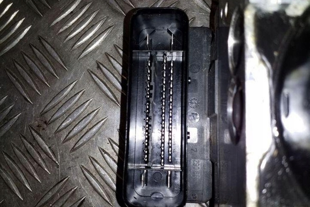 фото №8, Насос abs volvo s60 i p31329137 2.0l бензиновий 132kw 2011