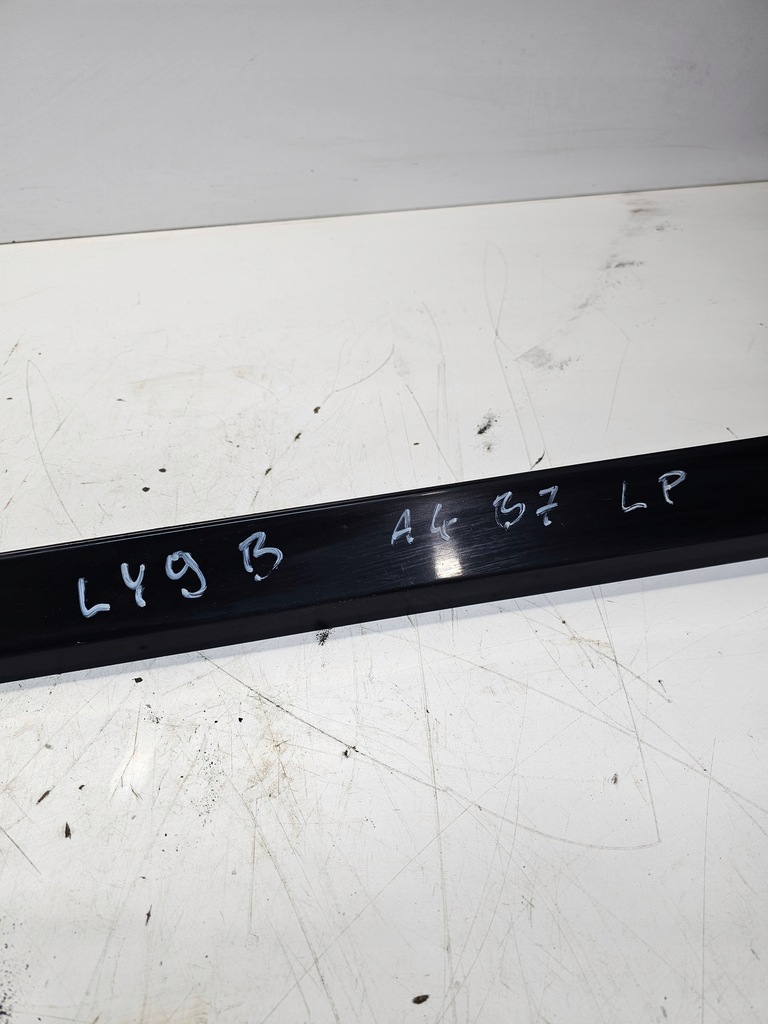 фото №7, Молдинг дверь нижняя левый перед audi a4 b7 ly9b