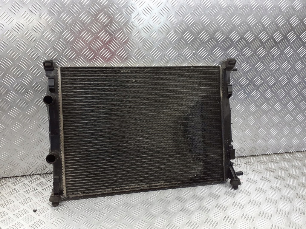 Купити Радіатор води renault megane 2 1.5 dci 8200117609