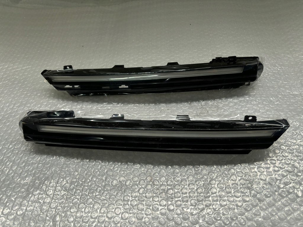 фото №1, Led w решётка радиатора drl правый левый vw golf 8 viii