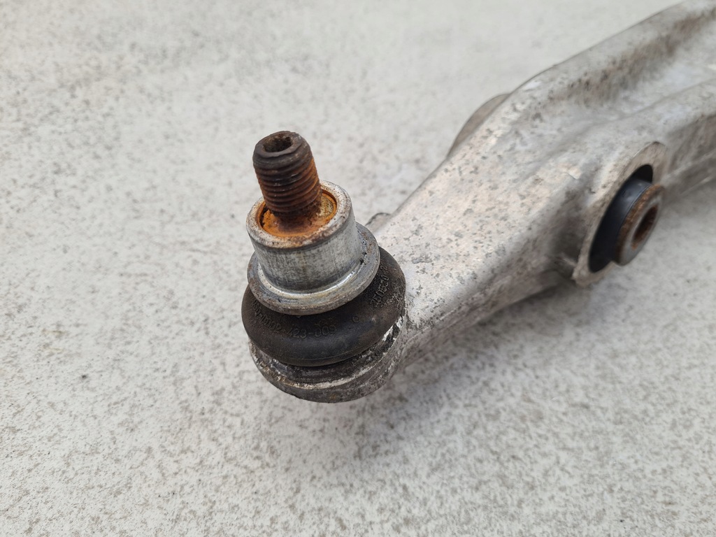 фото №8, Alfa romeo 159 важіль правий перед 50710957