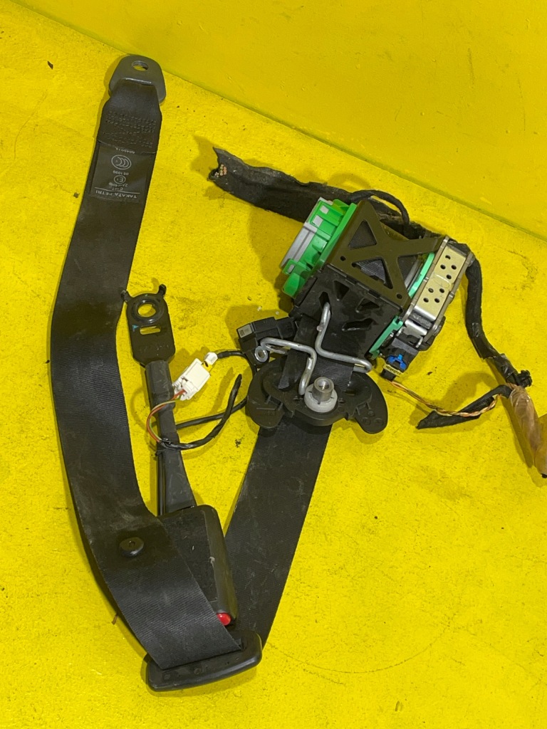 Купить Citroen c4 - комплект ремней с натяжитель - левое  перед - a045014