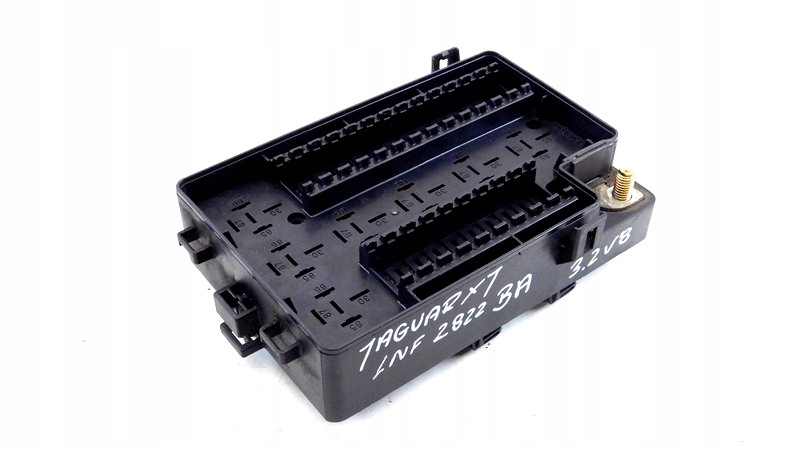 фото №1, R/19 jaguar xj коробка предохранителей lnf2822ba