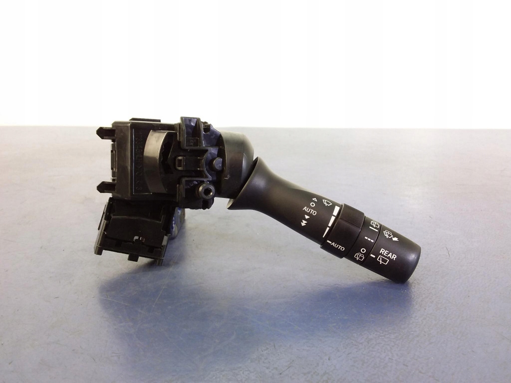 фото №1, Lexus ct200h перемикач важіль 17f462