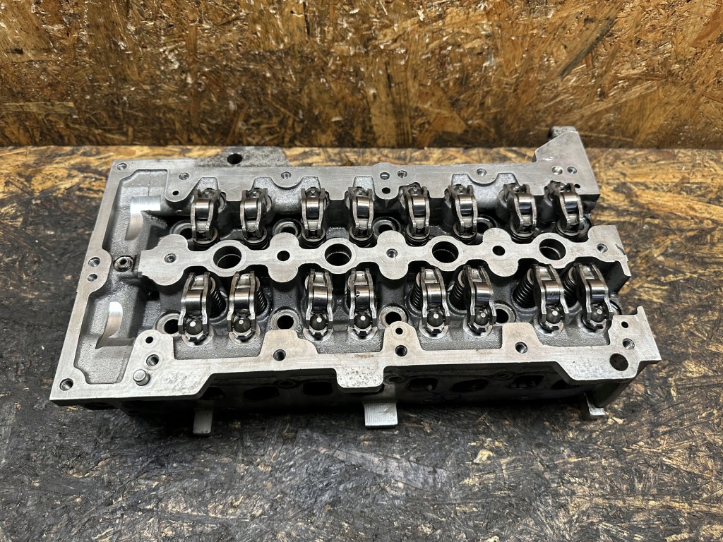 Купити Головка комплектна 1.3 cdti z13dth 55188595