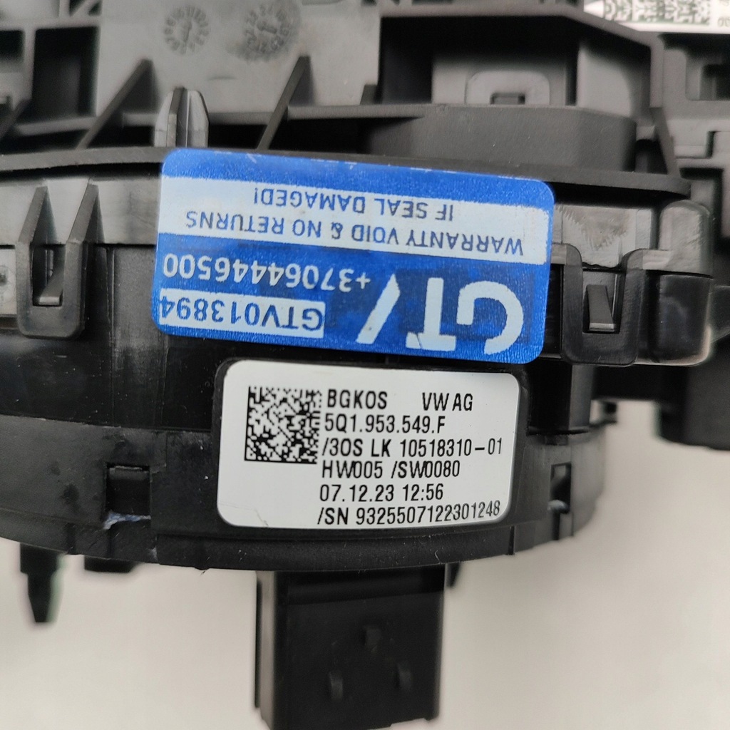 фото №10, Skoda enyaq iv 2024 рычаг / переключатель поворотники