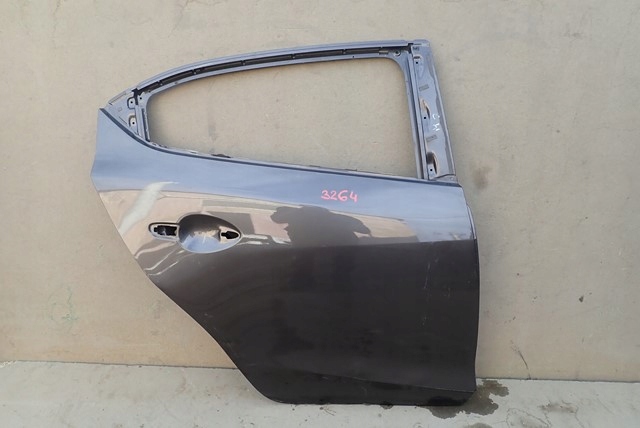 Купить Дверь правое  задняя правый  задняя mazda 3 3 2013-
